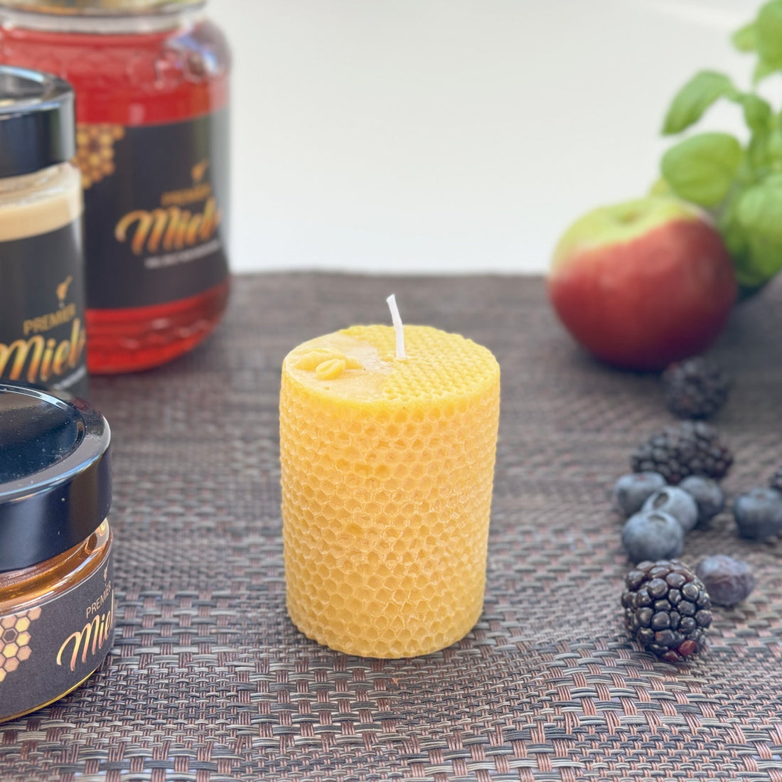 Chandelle pilier en nid d’abeille